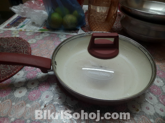 ননস্টিক ফ্রাইপেন